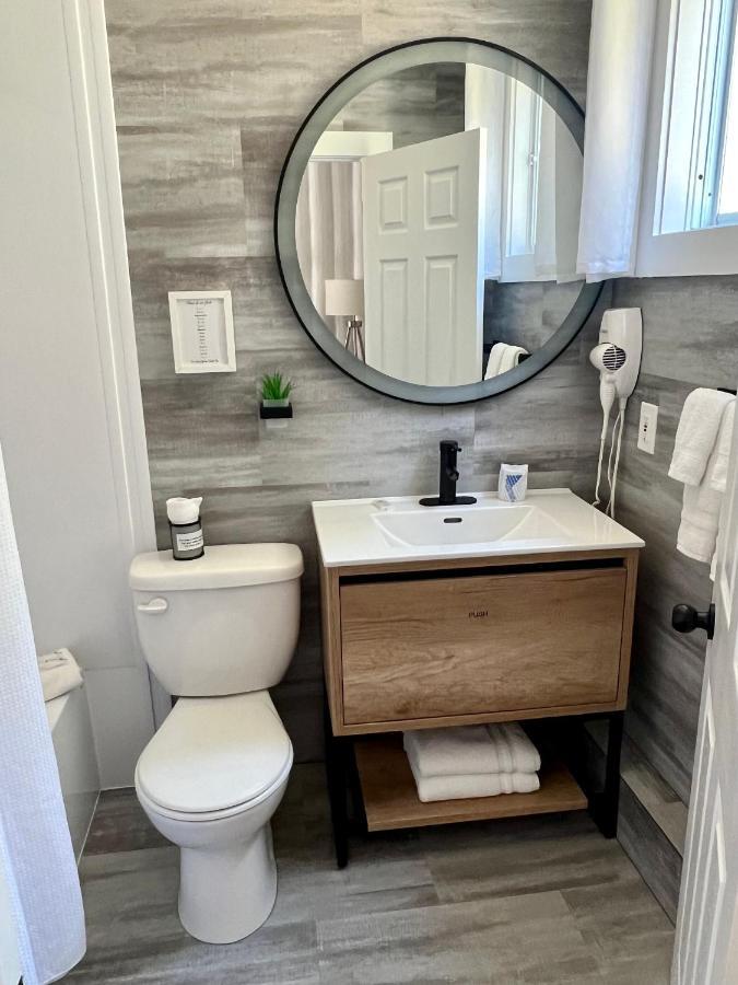 Mystic Isle Motel 5*